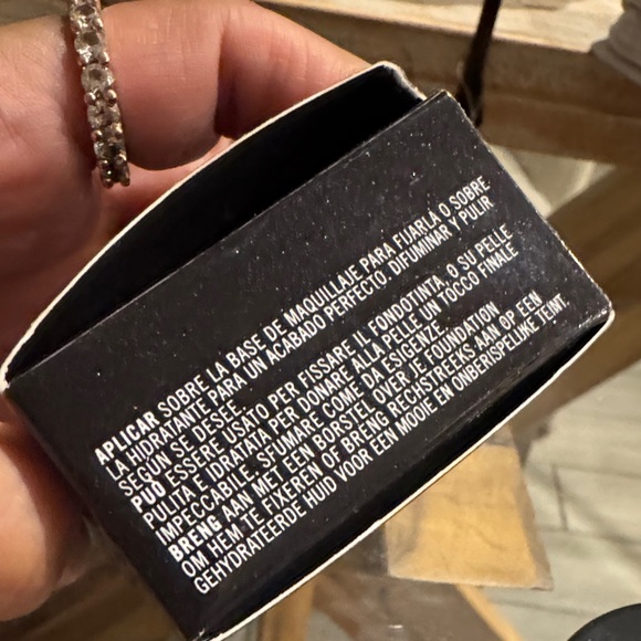 MAC Cosmetics Prep + Prime CC Colour Correcting Loose Powder - Peach - Picture 5 of 6